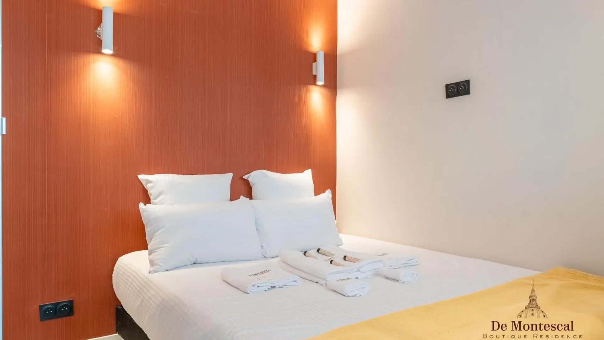 De Montescal - Hot Tub And Ac Cosy Apartment A Prime Location 40M2 Paris 0*,  France