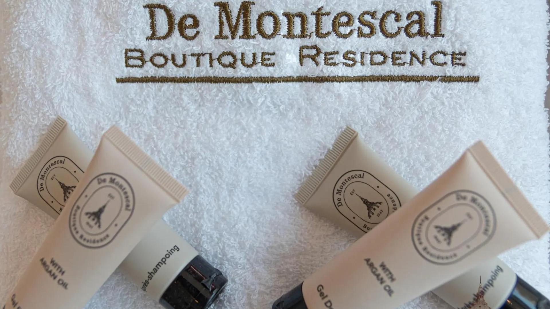 De Montescal - Hot Tub And Ac Cosy Apartment A Prime Location 40M2 Παρίσι