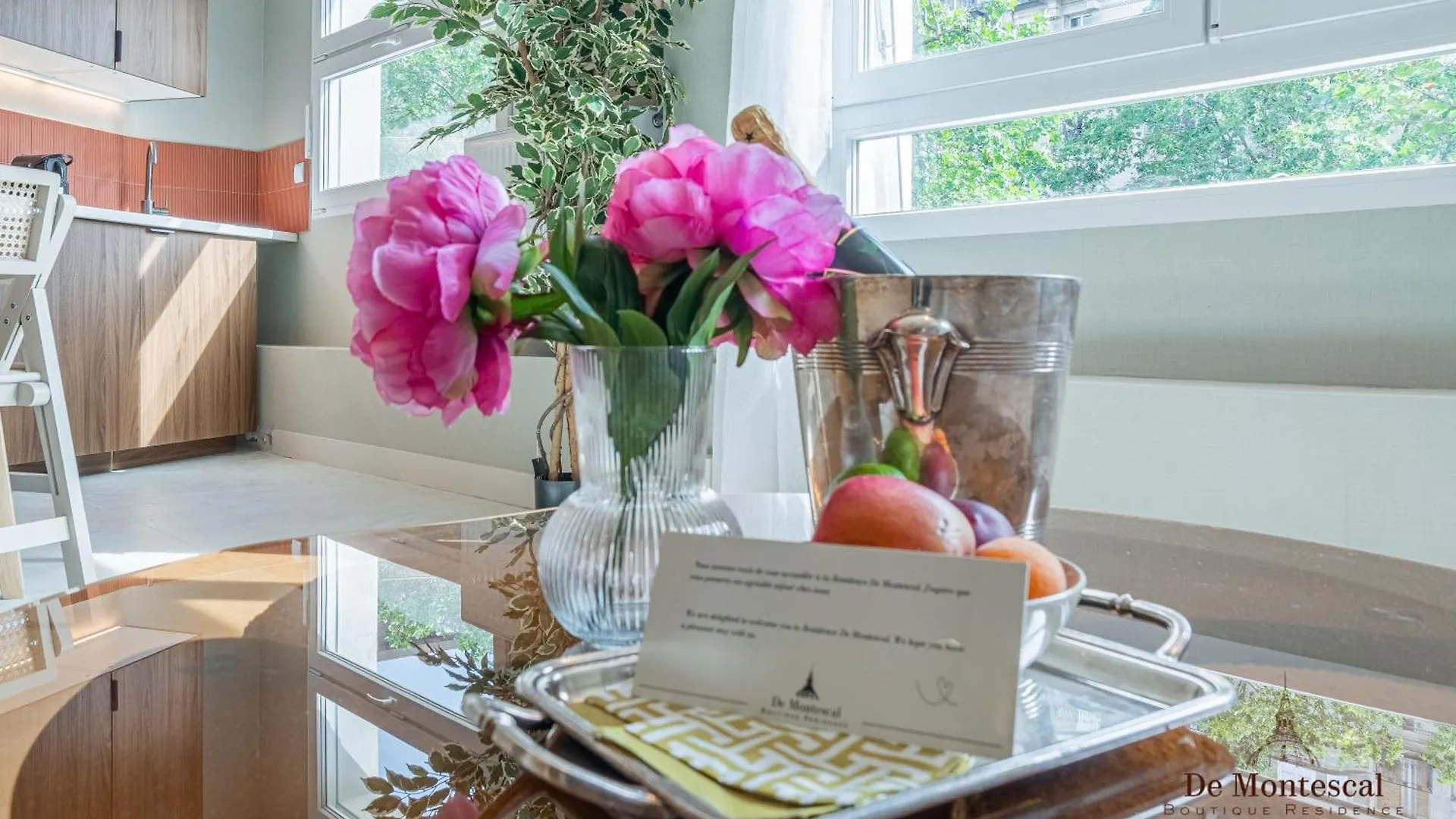 De Montescal - Hot Tub And Ac Cosy Apartment A Prime Location 40M2 Paris