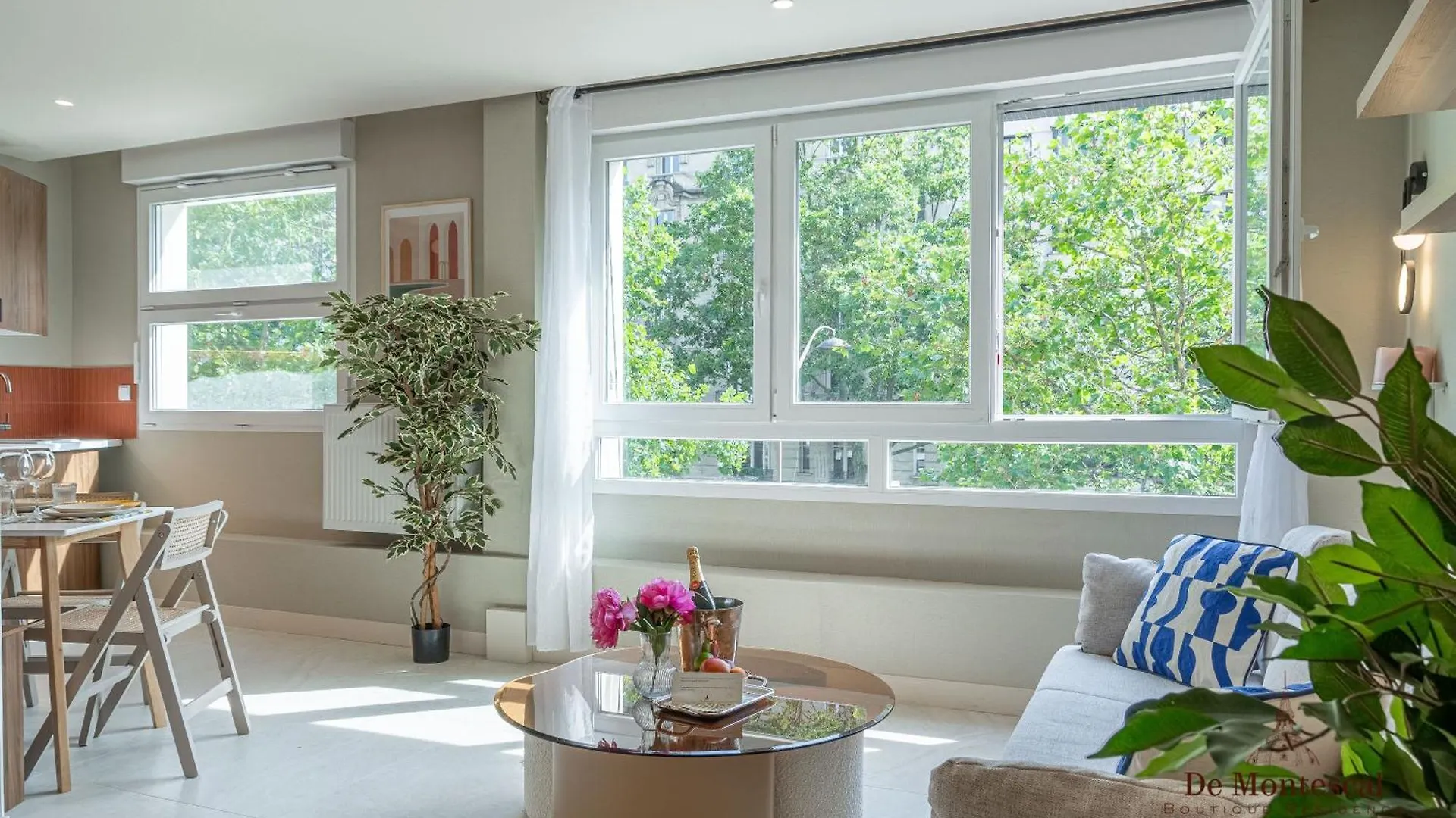 De Montescal - Hot Tub And Ac Cosy Apartment A Prime Location 40M2 Paris