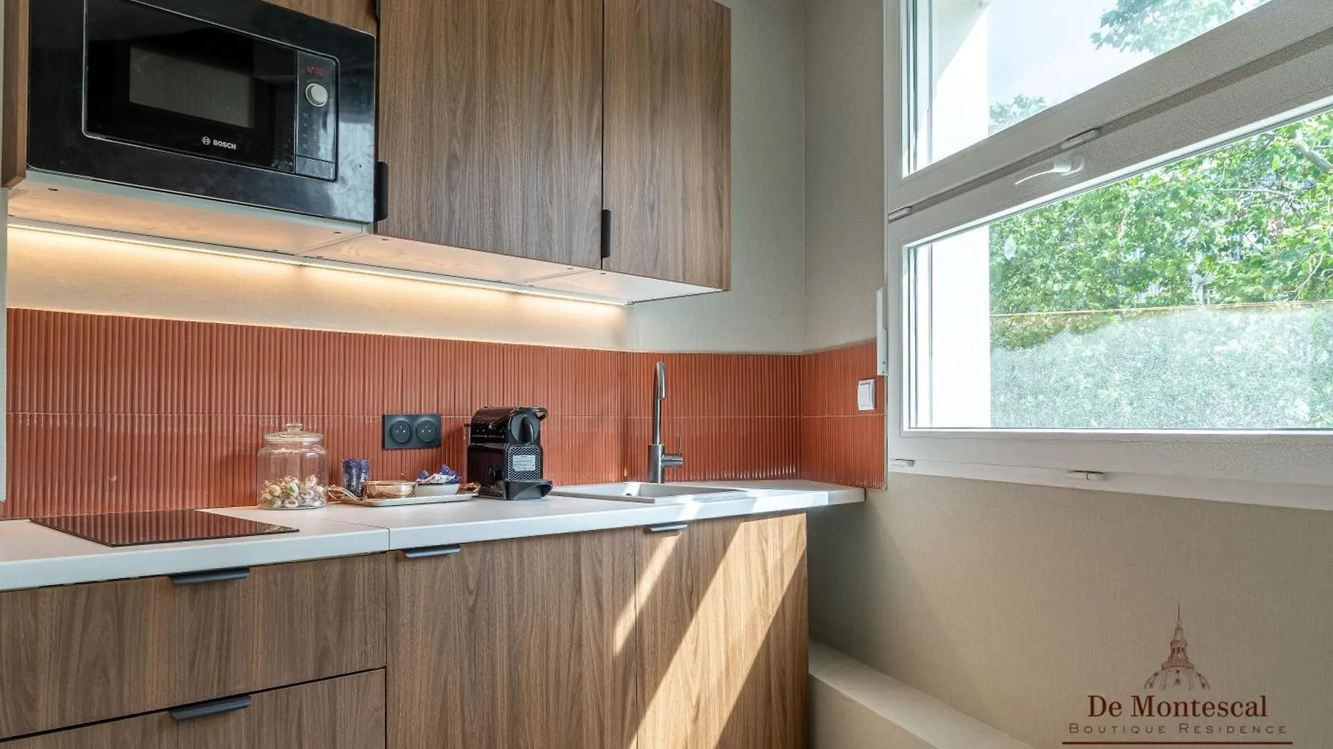 De Montescal - Hot Tub And Ac Cosy Apartment A Prime Location 40M2 Paris